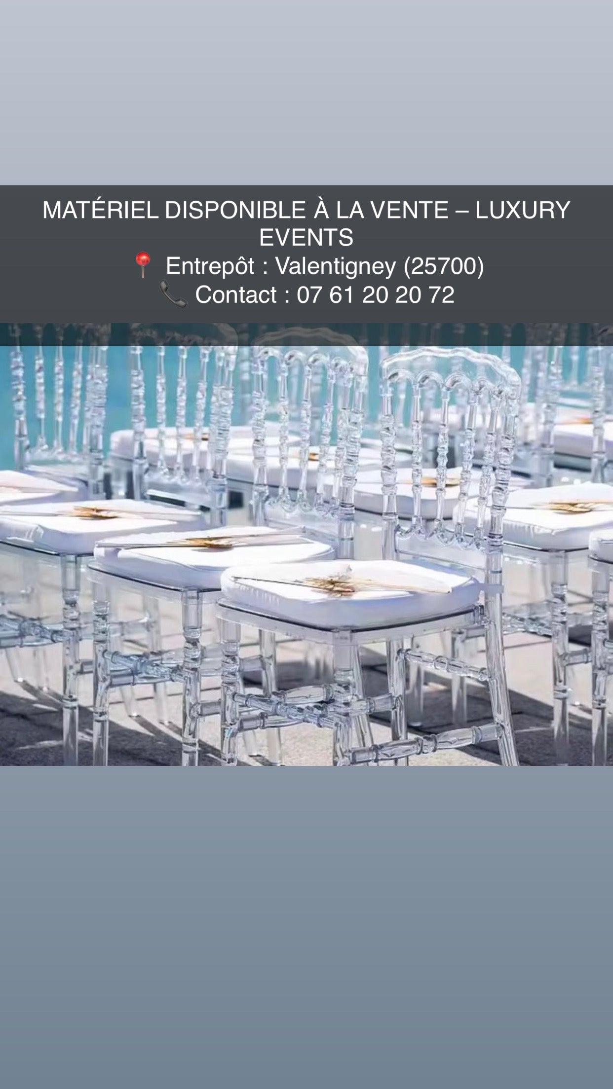 Chaise Napoléon en Plexiglas